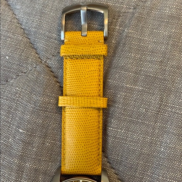 Emporio Armani Watch - Picture 7 of 8